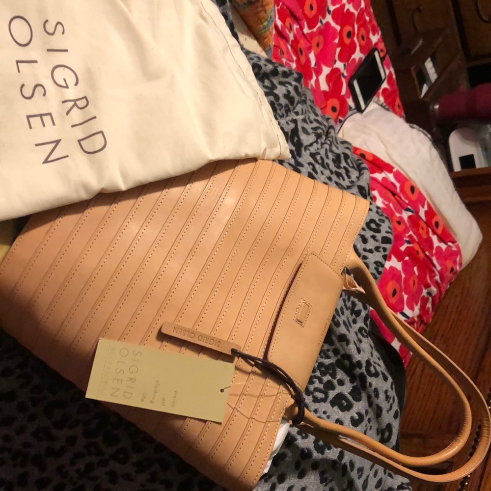 Sigrid Olsen leather purse
